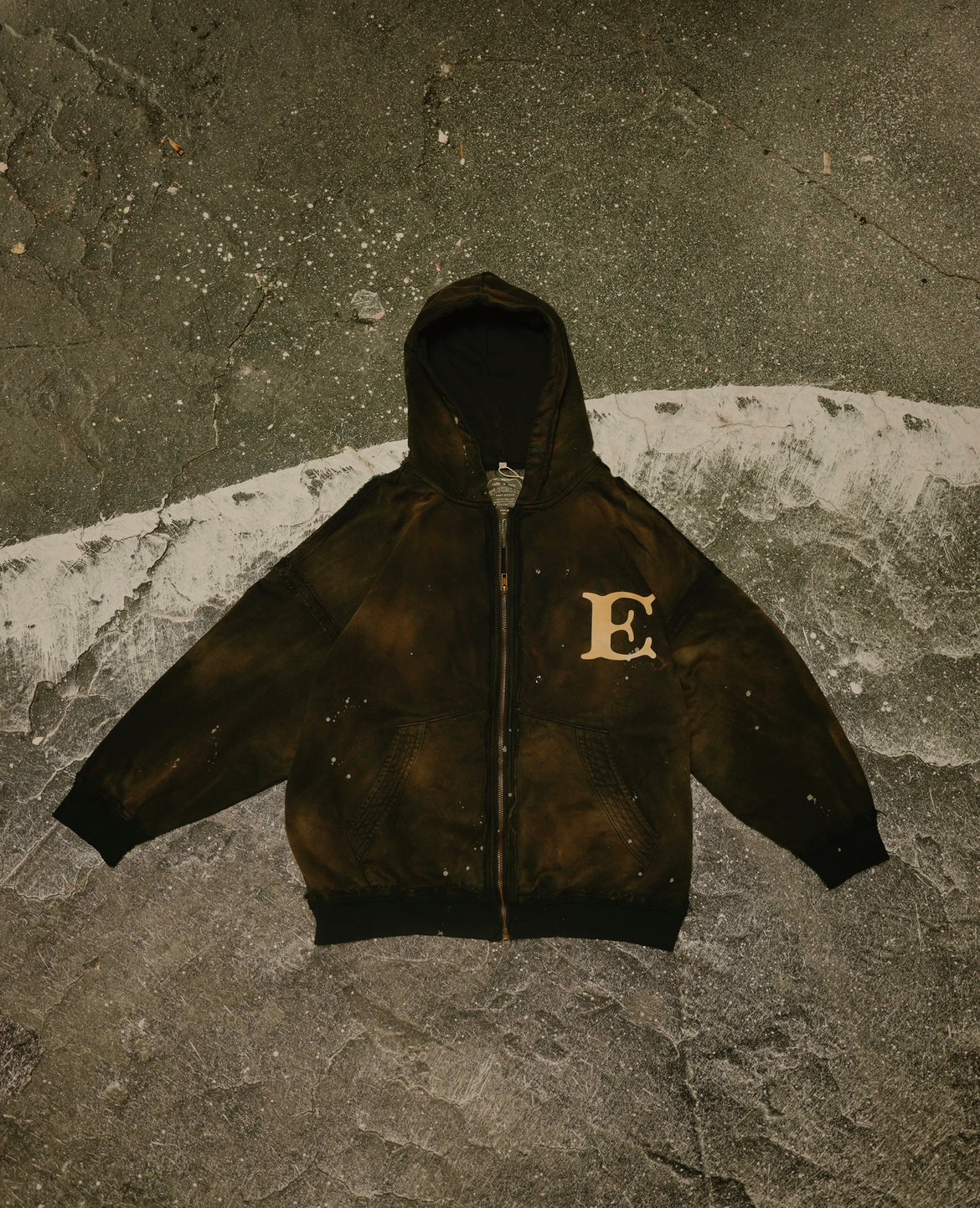 EASTWIND X FOOTLOOSE TYCOON 
“TOOTH” Overdyed Zip-Up Hoodie