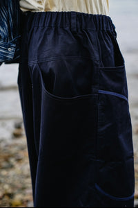 FOOTLOOSE TYCOON SS22  Tie Rope Balloon Pant SS22  Round pockets on both sides Navy One Size