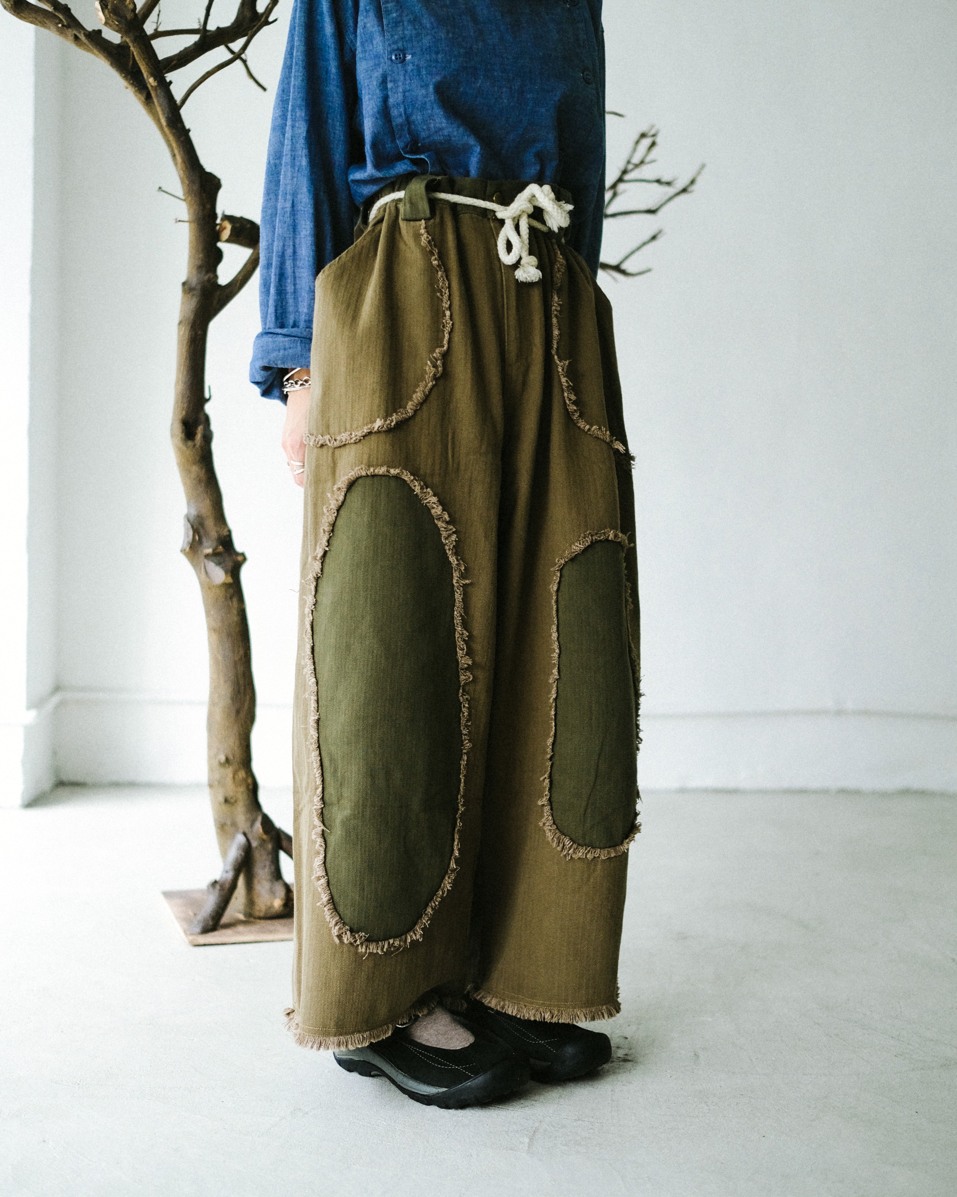 FOOTLOOSETYCOON Forest Front Patches Balloon Pant